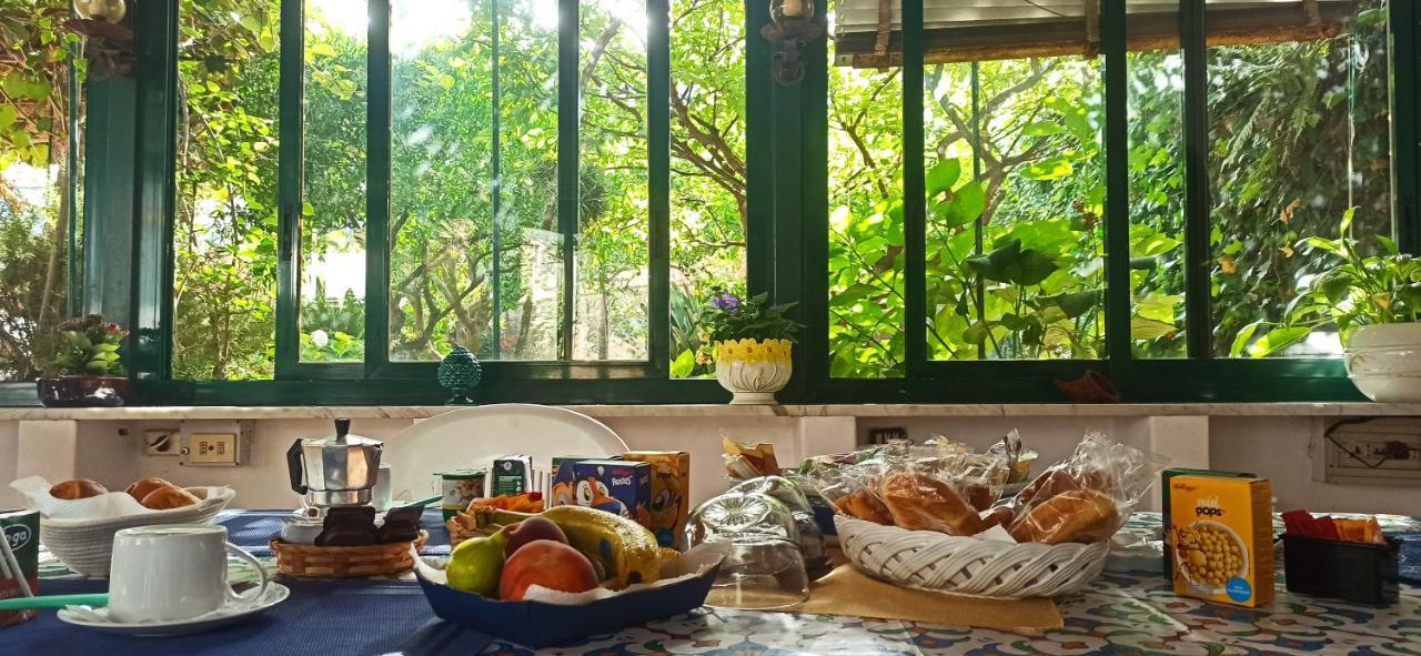 Villa Dei Fiori B&B Capri Dış mekan fotoğraf